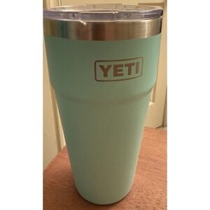 Yeti 26 Oz. Rambler Tumbler W/ Lid No Straw Seafoam Travel Mug (READ)